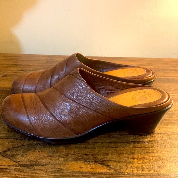 Nurture Brown Slip-on Mules Size 9 - Picture 3 of 7